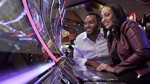 seinluck Progressive Jackpot Slots ဂိမ်းများ Mobile APP တွင် ကစားနေသောမြင်ကွင်း